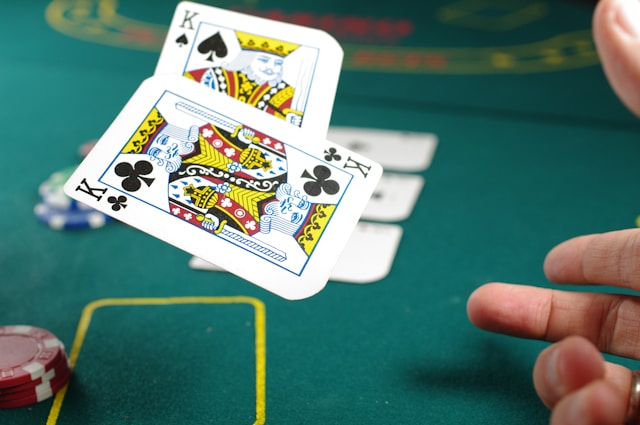 learn about differences between curacao and mga licenses 